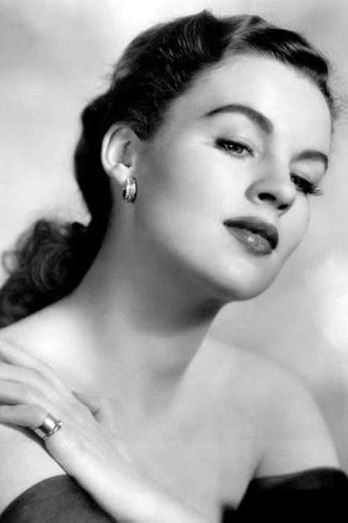 Helena Carter photo