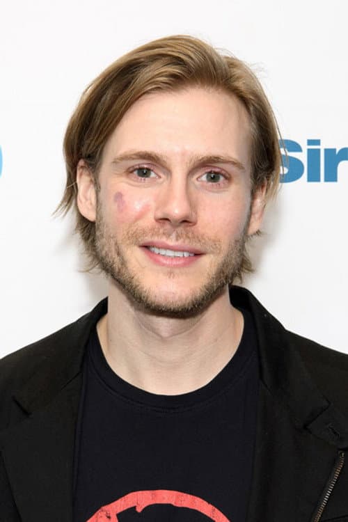 Zachary Booth photo