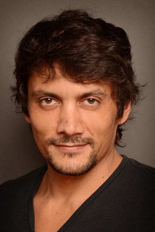 Daniel Holguín photo