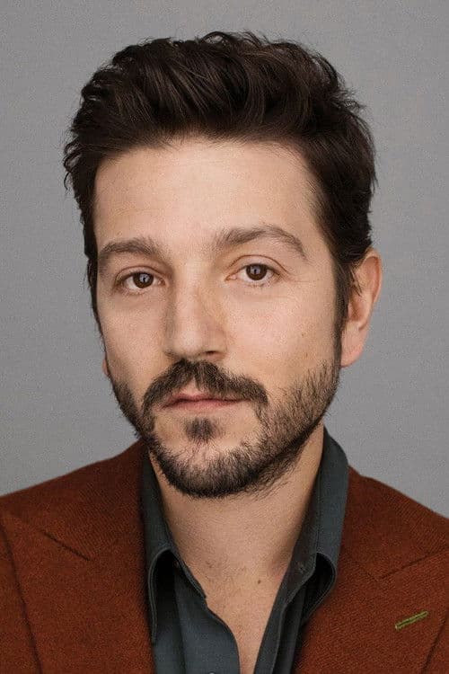 Дієґо Луна photo