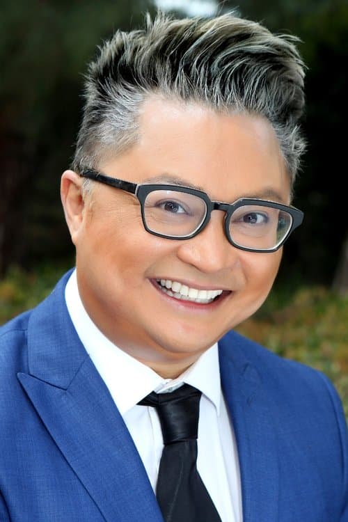 Alec Mapa photo