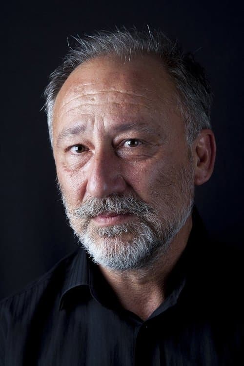 Altan Erkekli photo