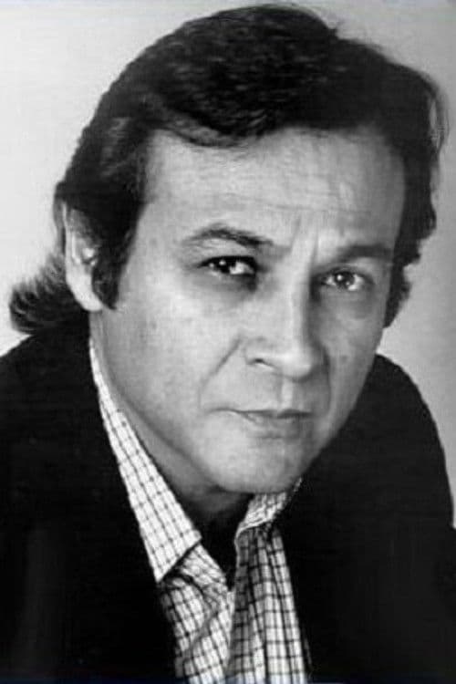 Richard Yniguez photo