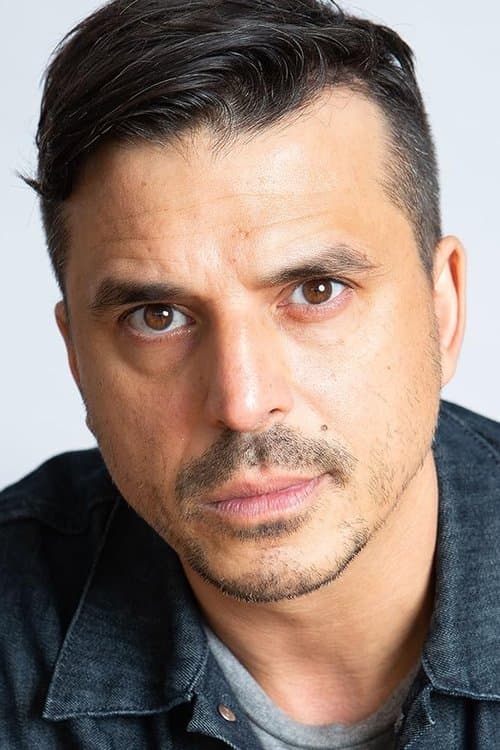 Damien Luvara photo