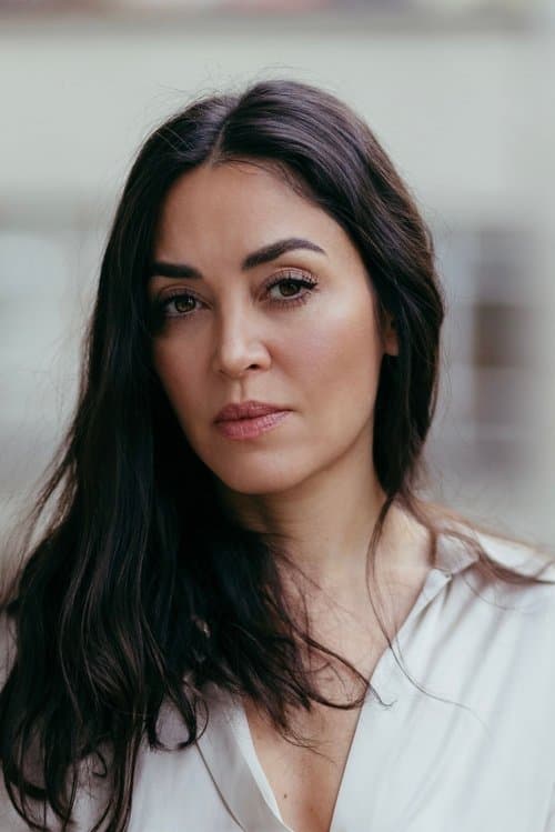 Mona Pirzad photo