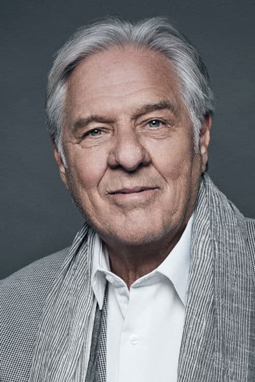 Pierre Curzi photo