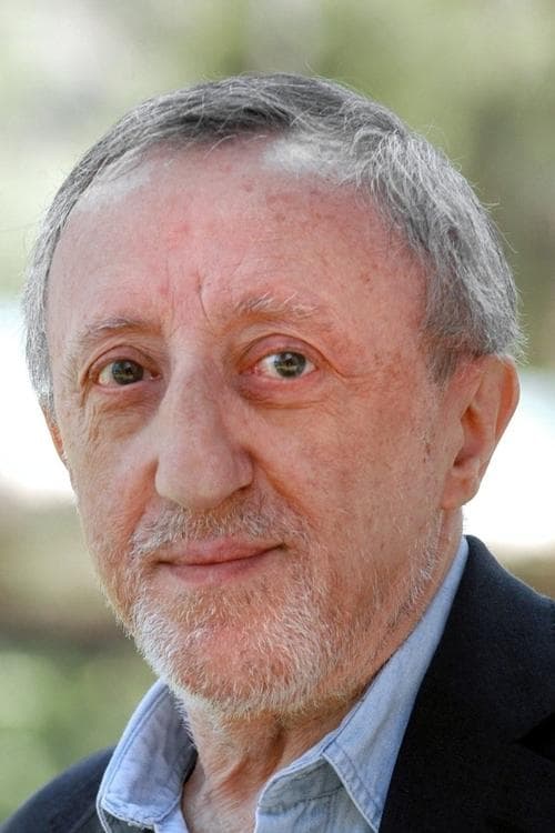 Carlo Delle Piane photo
