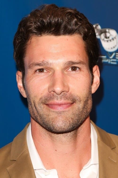 Aaron O'Connell photo
