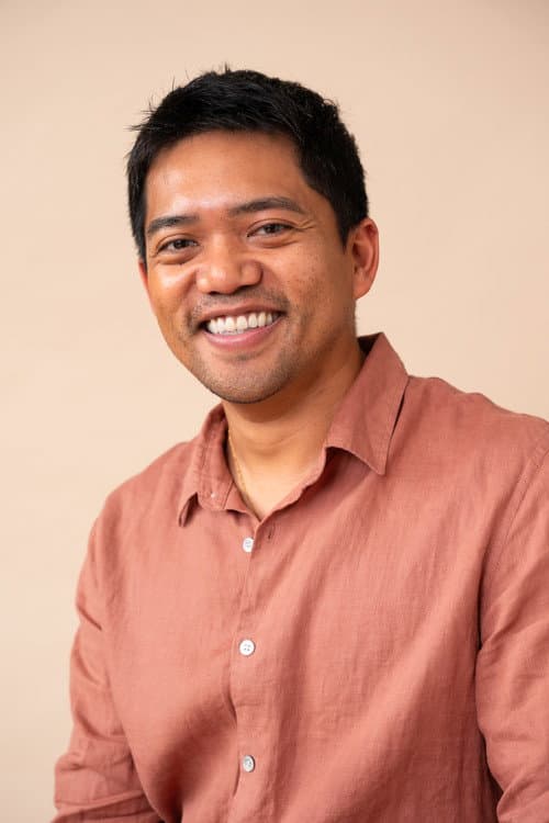 Vonne Patiag photo